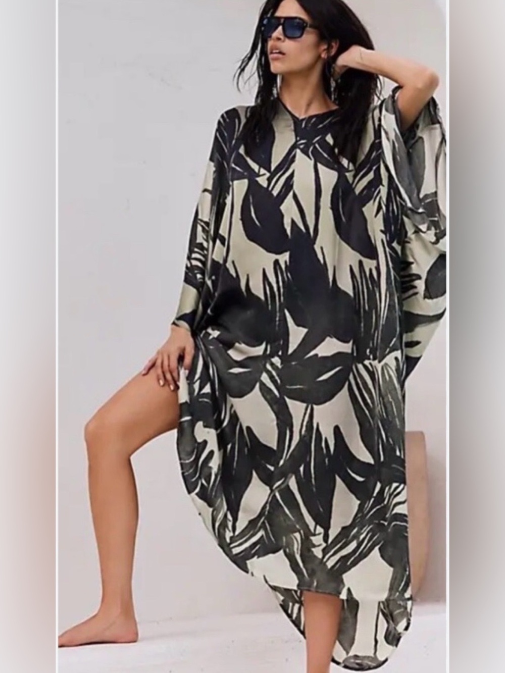 Free People Palm Shadow Maxi Kaftan
Color- Jungle Combo One Size Fits All